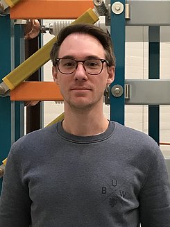 Herr  Niklas Schmidt